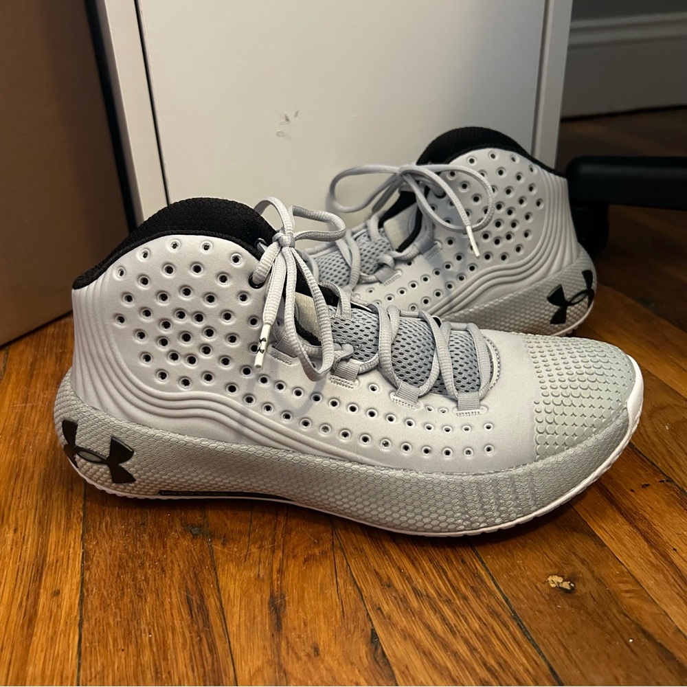 Under Armour Men’s HOVR Havoc 2 Basketball Shoes